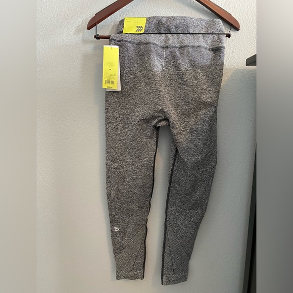 All In Motion Legging - Picture 3 of 4